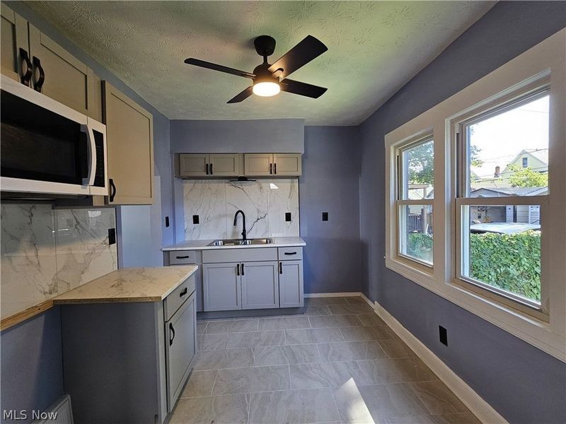 3388 W 118th Street, Cleveland, OH 44111 Photo 11