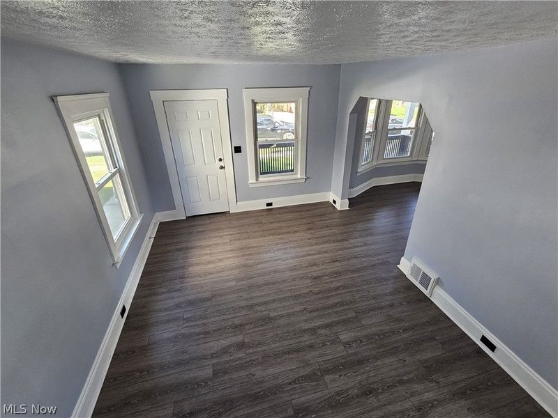 3388 W 118th Street, Cleveland, OH 44111 Photo 2
