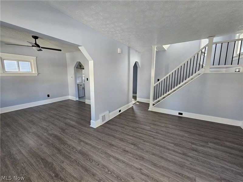 3388 W 118th Street, Cleveland, OH 44111 Photo 3