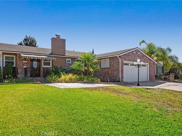 15940 Bluefield Avenue, La Mirada, CA 90638