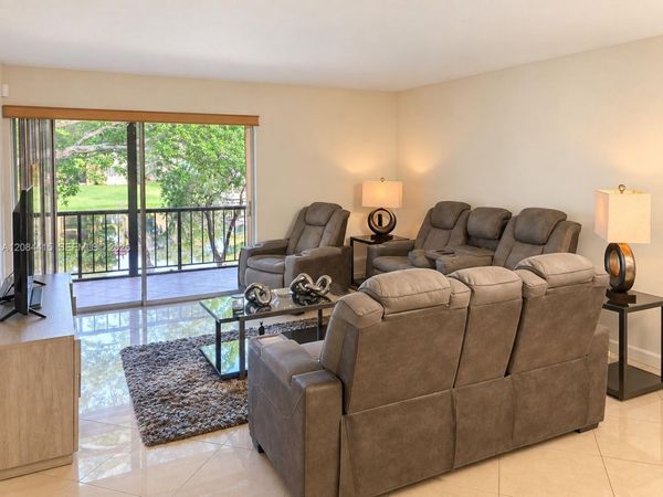 890 SW 9th Street Cir, Unit 202, Boca Raton, FL 33486