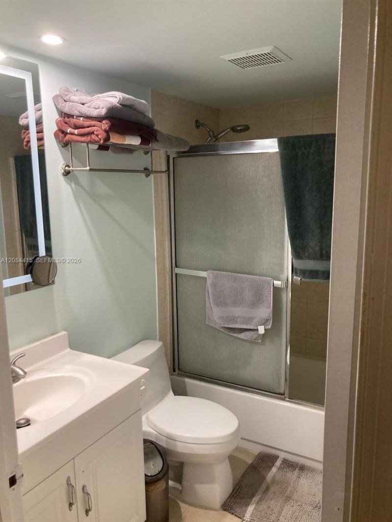 890 SW 9th Street Cir , Unit 202, Boca Raton, FL 33486 Photo