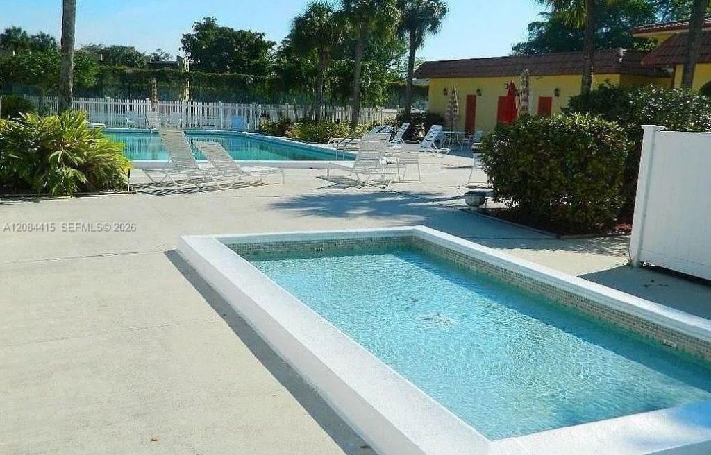 890 SW 9th Street Cir , Unit 202, Boca Raton, FL 33486 Photo
