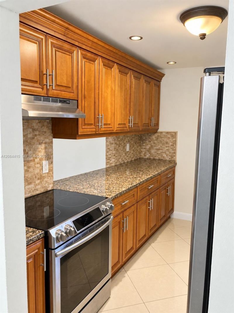 890 SW 9th Street Cir, Unit 202, Boca Raton, FL 33486 Photo