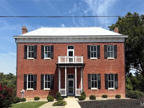 5589 Walnut Street, Augusta, MO 63332