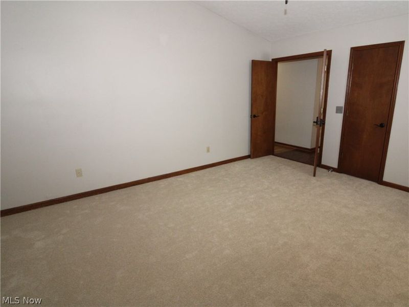 138 Loyola Drive, Elyria, OH 44035 Photo 24