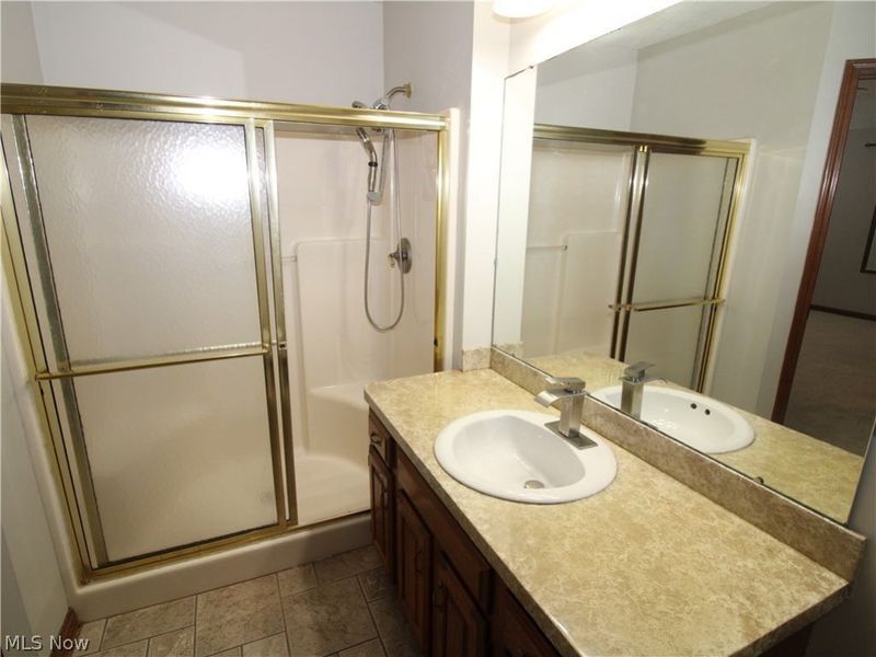 138 Loyola Drive, Elyria, OH 44035 Photo 28