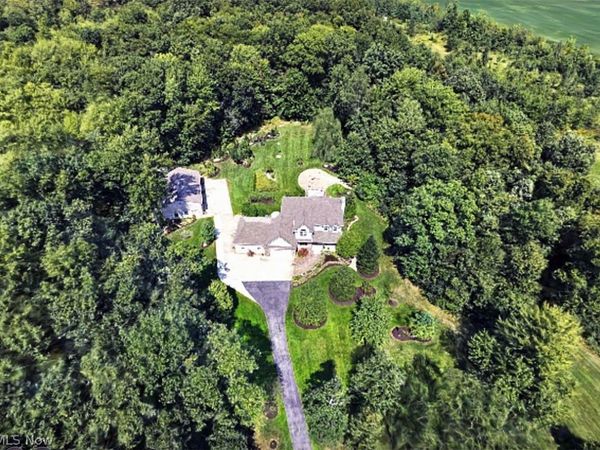 47550 Hughes Road , Wellington, OH 44090