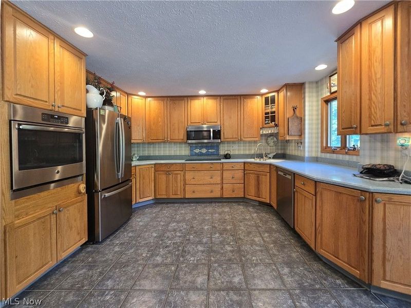 47550 Hughes Road, Wellington, OH 44090 Photo 12