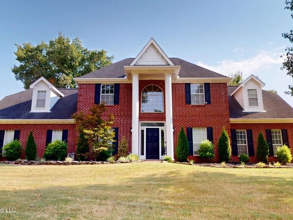2761 Dickens Place Drive, Southaven, MS 38671