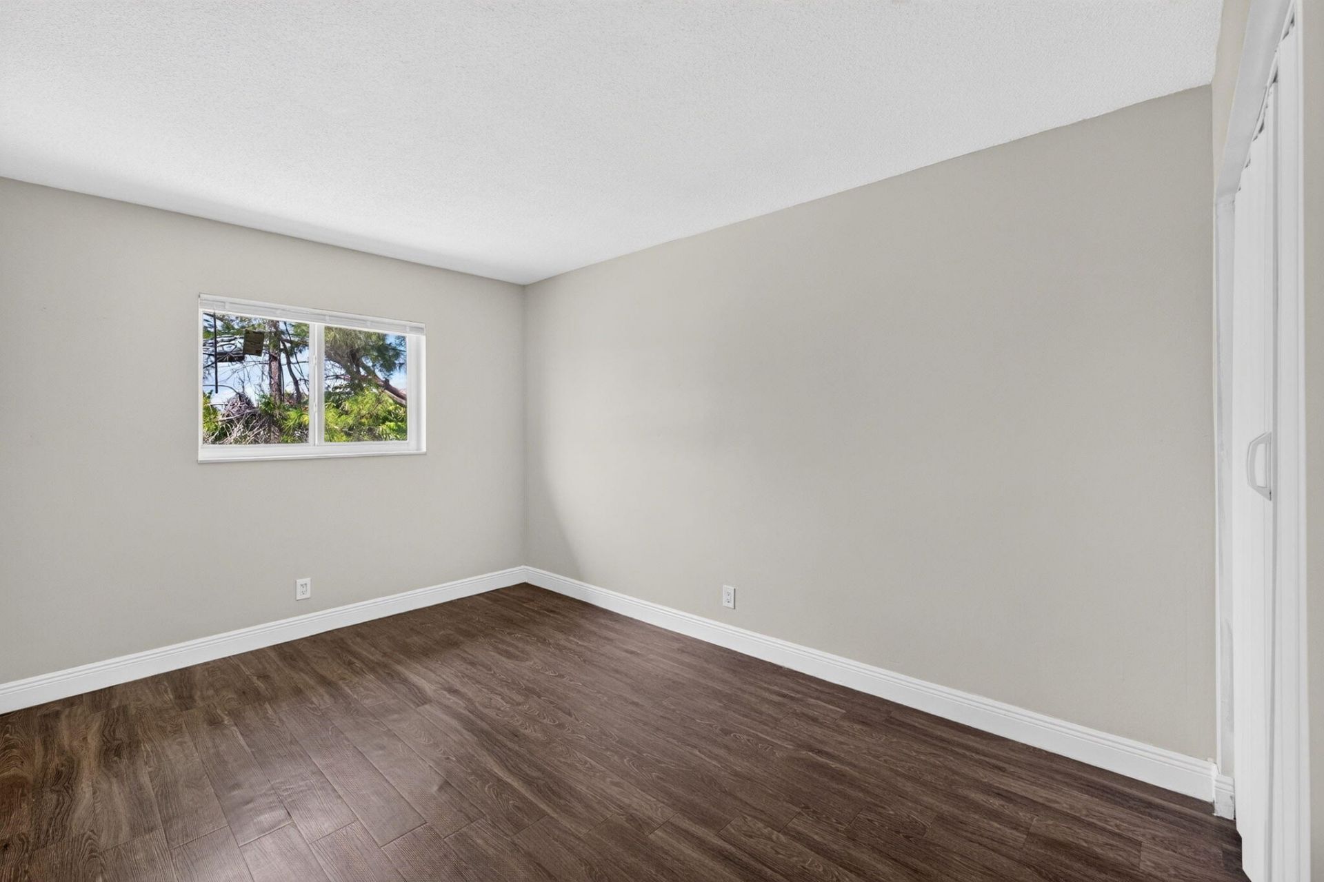 1007 W Prospect, Unit 205, Fort Lauderdale, FL 33309 Photo