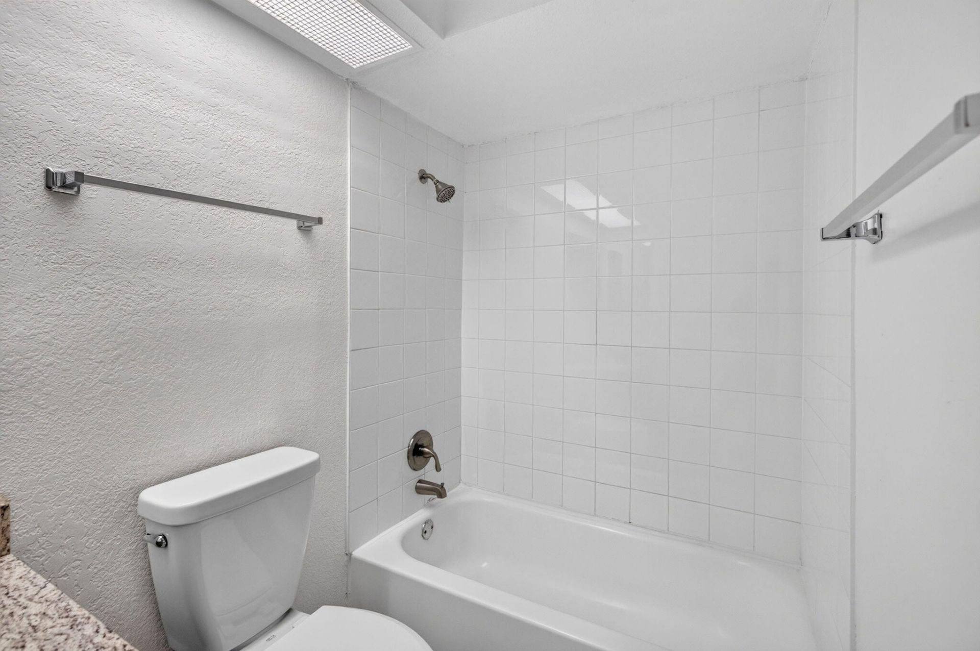 1007 W Prospect, Unit 205, Fort Lauderdale, FL 33309 Photo