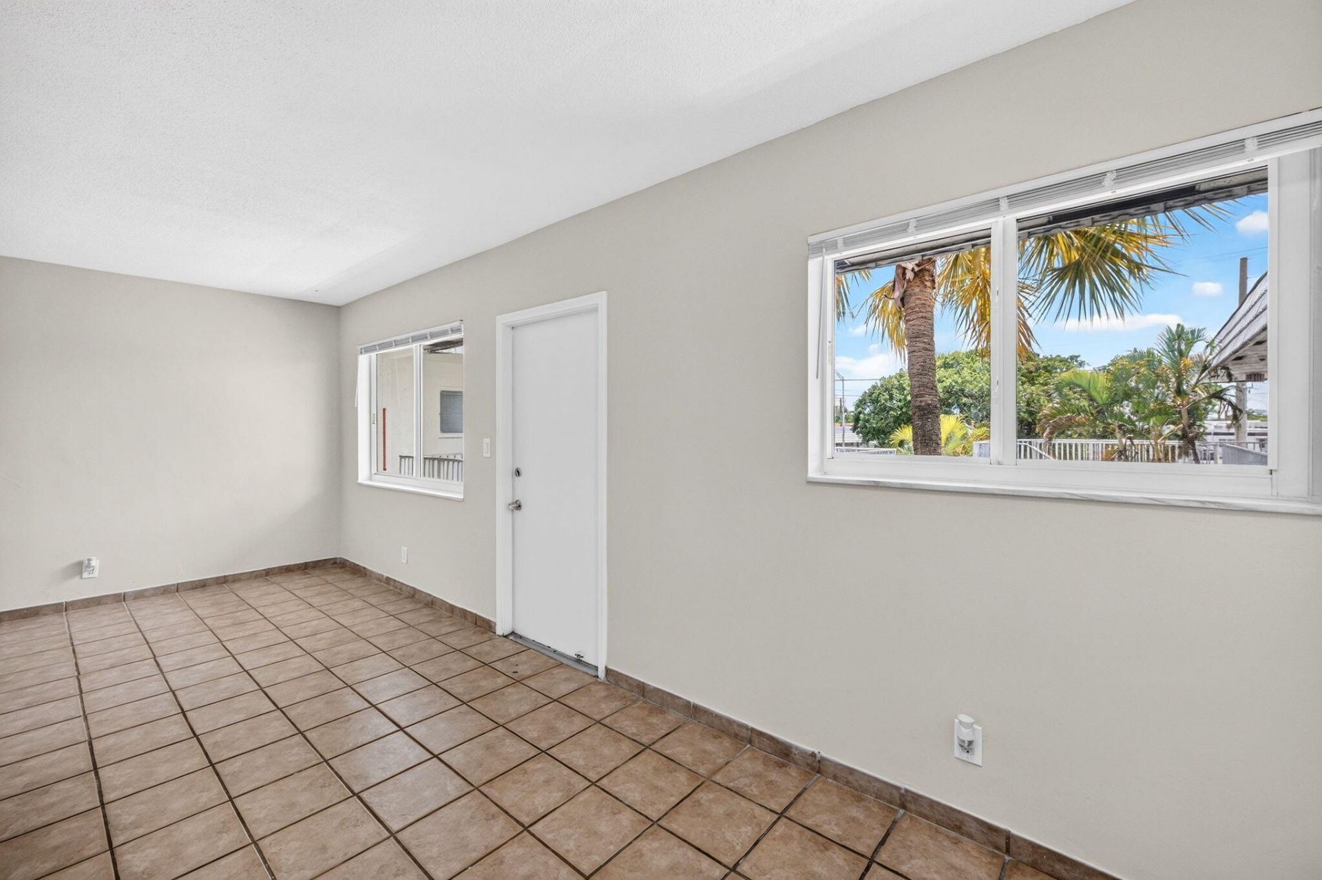 1007 W Prospect, Unit 205, Fort Lauderdale, FL 33309 Photo
