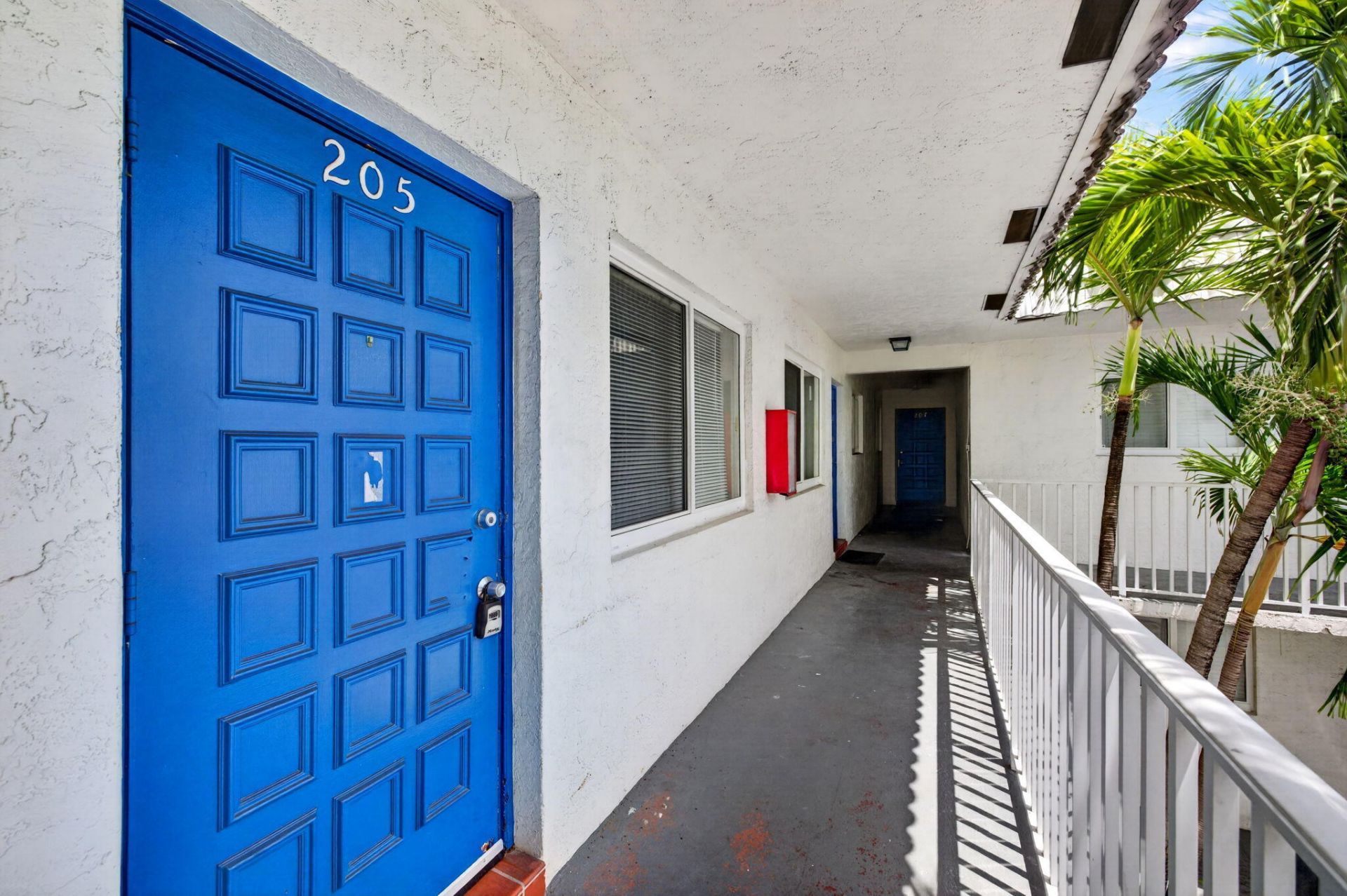 1007 W Prospect, Unit 205, Fort Lauderdale, FL 33309 Photo