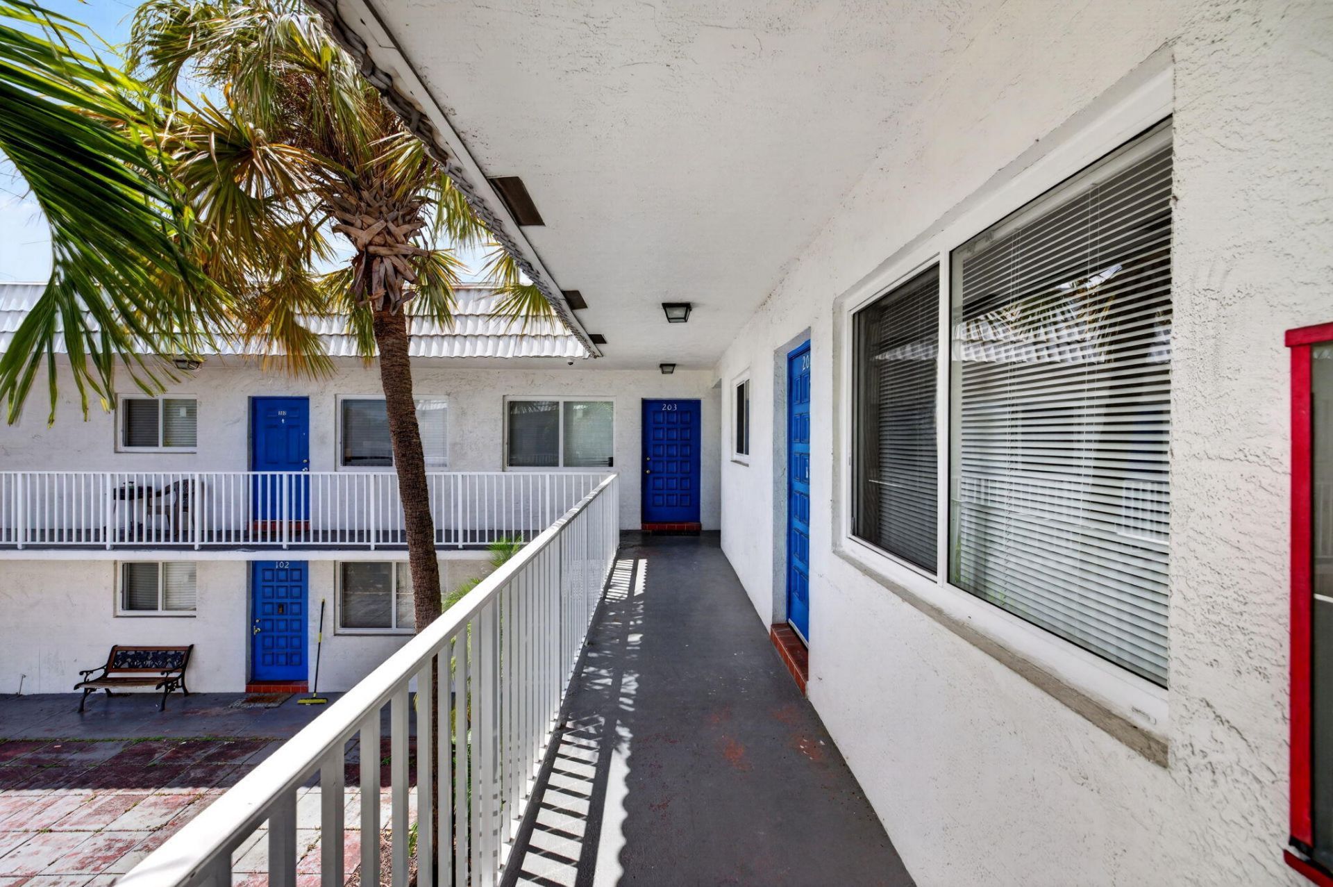 1007 W Prospect, Unit 205, Fort Lauderdale, FL 33309 Photo
