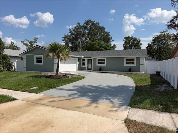 10436 JANE EYRE DRIVE , ORLANDO, FL 32825