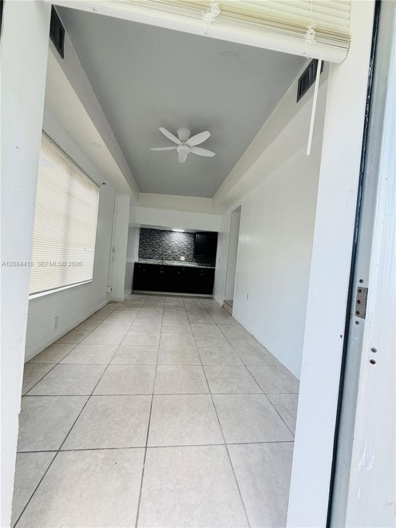 5737 Grant St, Unit 2, Hollywood, FL 33021 Photo