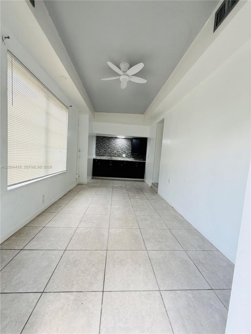 5737 Grant St, Unit 2, Hollywood, FL 33021 Photo