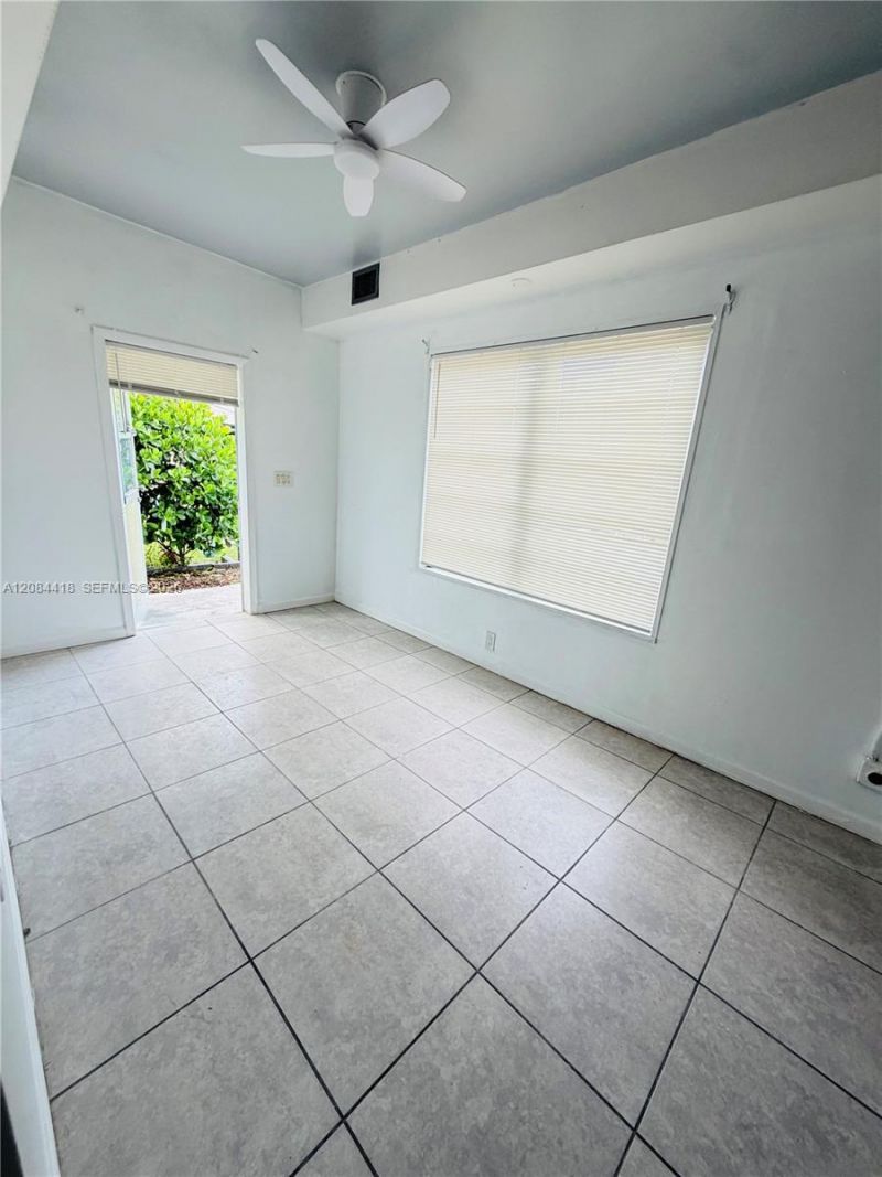 5737 Grant St, Unit 2, Hollywood, FL 33021 Photo