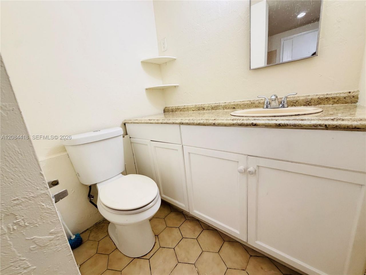 5737 Grant St, Unit 2, Hollywood, FL 33021 Photo