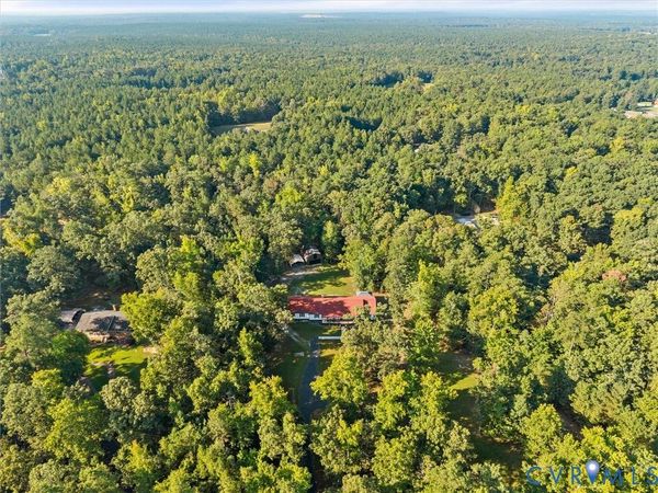9820 Beaver Bridge Road , Chesterfield, VA 23838