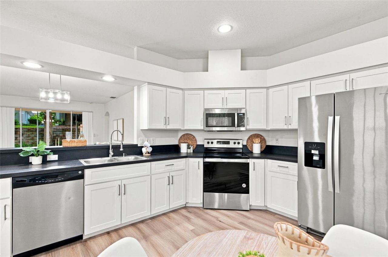 6063 Armada Street , Tavares, FL 32778 Photo