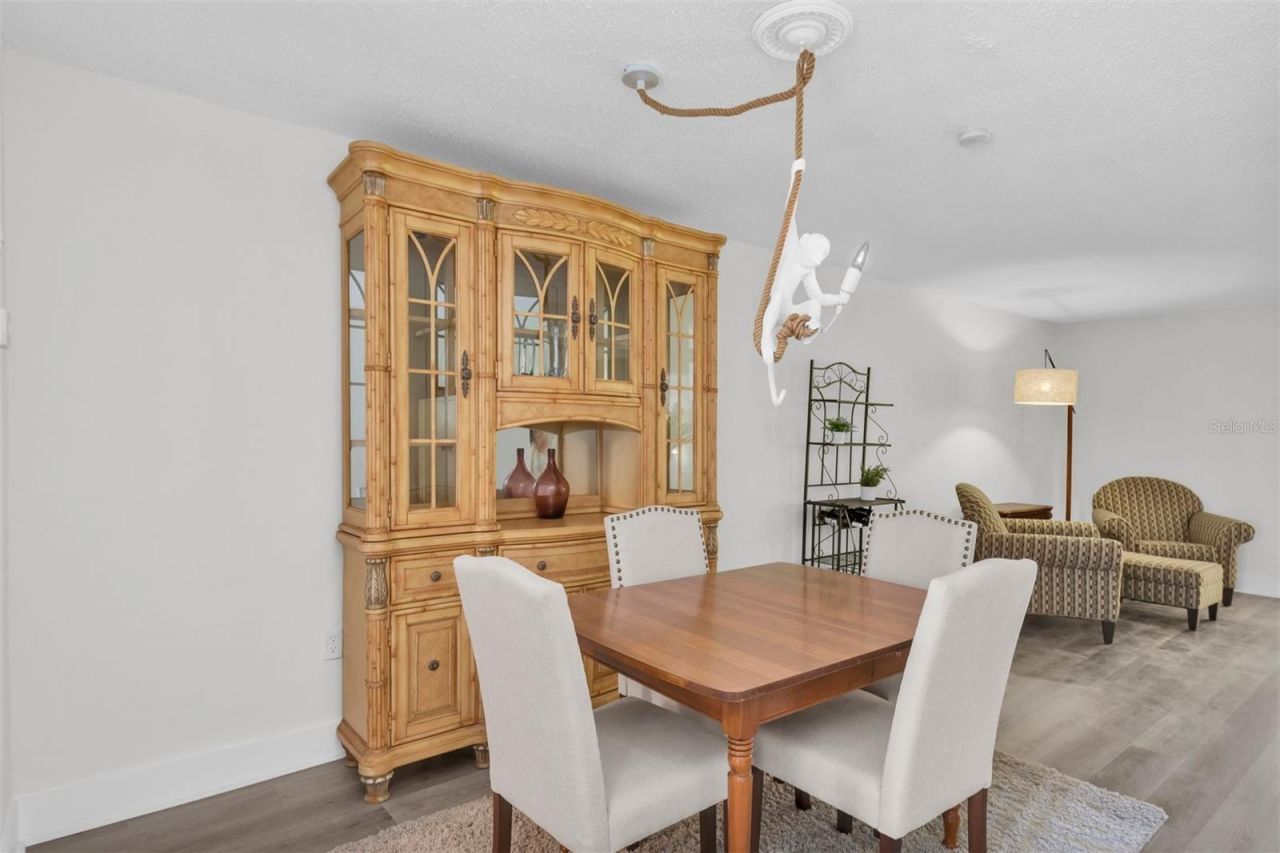 3018 59th Street S, Unit 111, Gulfport, FL 33707 Photo