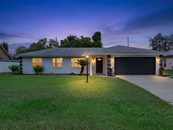 1102 MAGDALENA AVENUE , DELTONA, FL 32725
