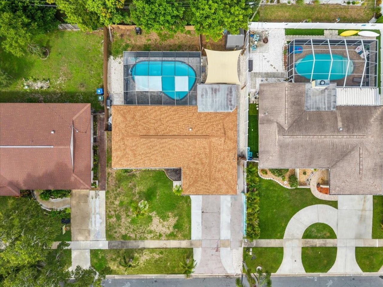 490 E Lake Drive, Largo, FL 33771 Photo