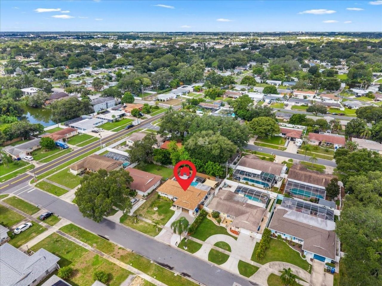 490 E Lake Drive, Largo, FL 33771 Photo