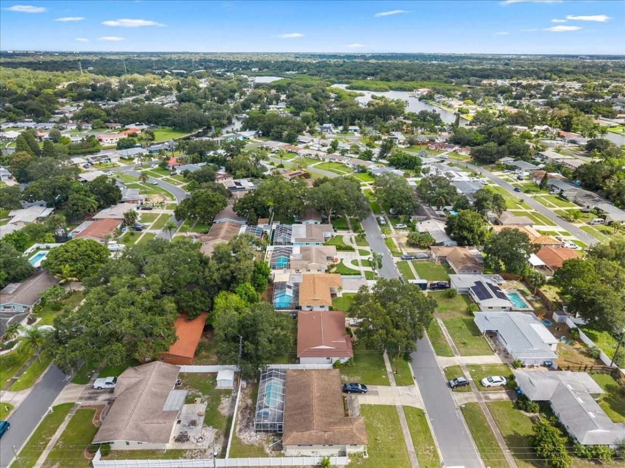 490 E Lake Drive, Largo, FL 33771 Photo