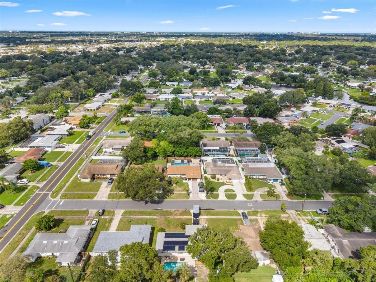 490 E Lake Drive, Largo, FL 33771 Photo