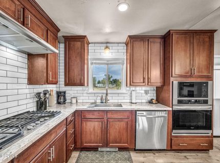 1346 Stephanie Way, Minden, NV 89423 Photo