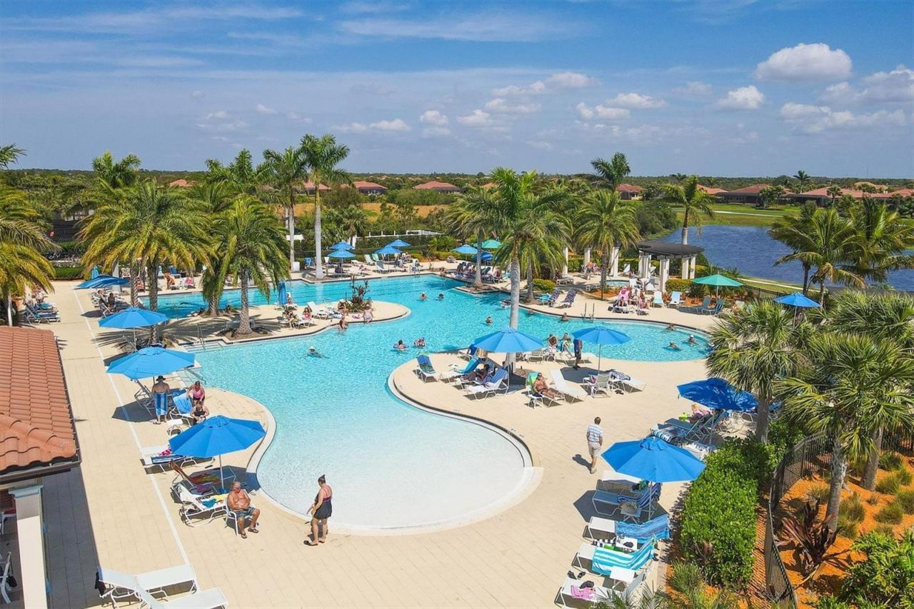 23160 Banbury Way, Unit 102, Venice, FL 34293 Photo