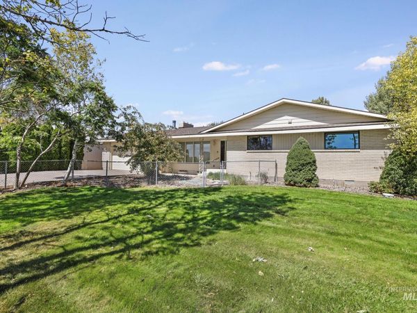 918 W Baseline Rd, Paul, ID 83347