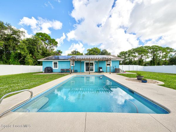 746 Lynbrook Street NW , Palm Bay, FL 32907