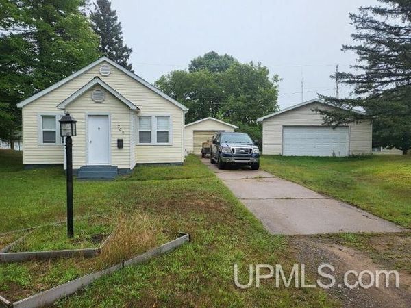 305 Riehle Road, Kingsford, MI 49802