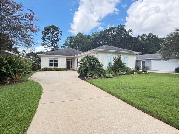 103 Oak Bend Court, Fairhope, AL 36532