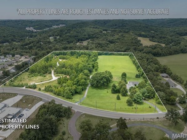 3102 Lions Den Road , Imperial, MO 63052