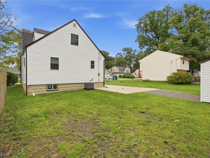 766 Cherokee Trail, Willoughby, OH 44094 Photo 37