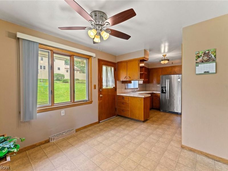 3817 Baymar Drive , Youngstown, OH 44511 Photo 11