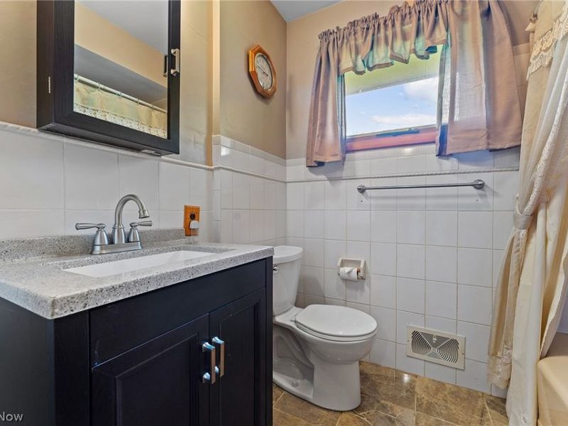 3817 Baymar Drive , Youngstown, OH 44511 Photo 14