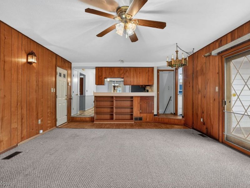 6311 Dunfield Drive, Mayfield Heights, OH 44143 Photo 9