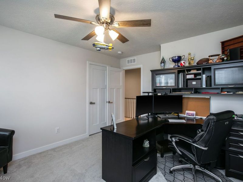 3065 Bonita Circle SE, Canal Fulton, OH 44614 Photo 10