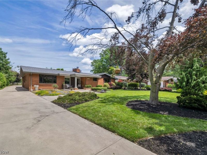 11616 Edgewater Drive, Cleveland, OH 44102 Photo 5