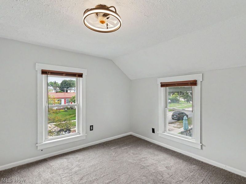 639 Broadway Street E, Cuyahoga Falls, OH 44221 Photo 12