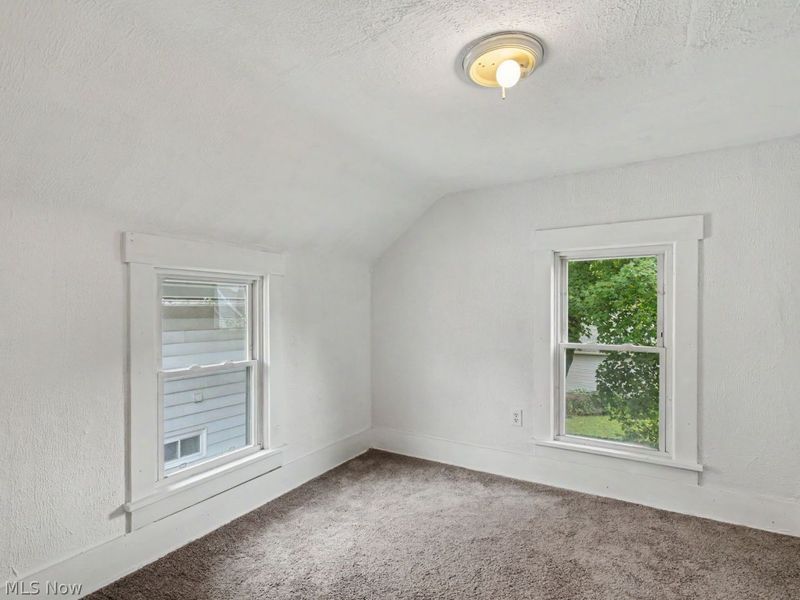 639 Broadway Street E, Cuyahoga Falls, OH 44221 Photo 13