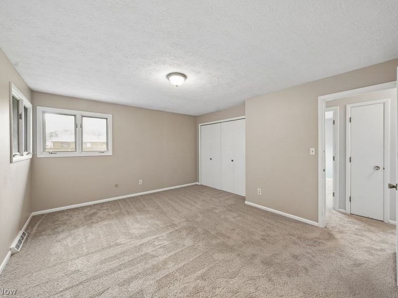 5830 Mural Drive, Seven Hills, OH 44131 Photo 14