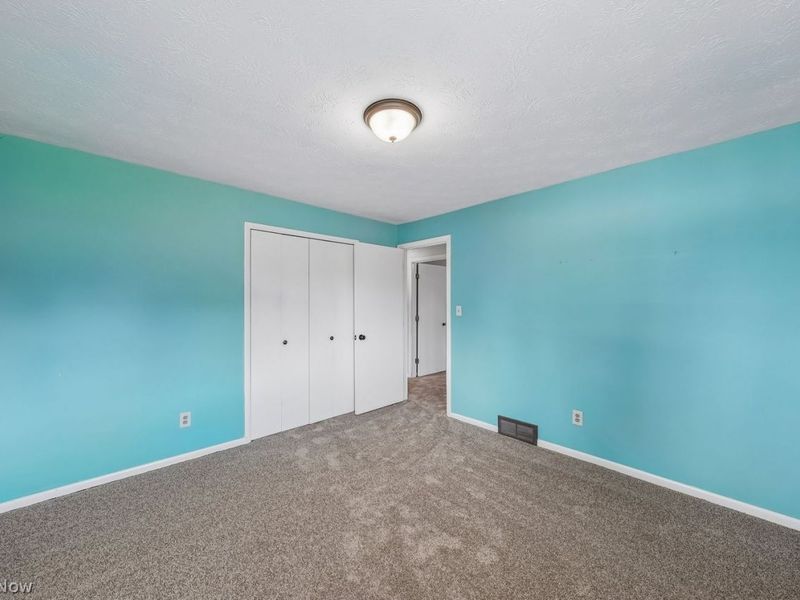 5830 Mural Drive, Seven Hills, OH 44131 Photo 21