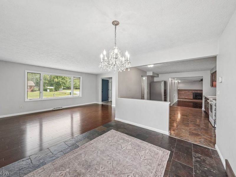 5830 Mural Drive, Seven Hills, OH 44131 Photo 5